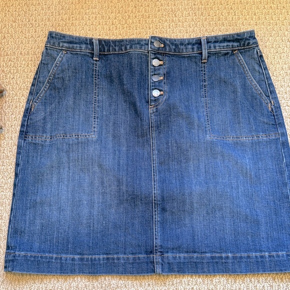 Talbots Denim A-Line denim skirt size 16 - Picture 2 of 6